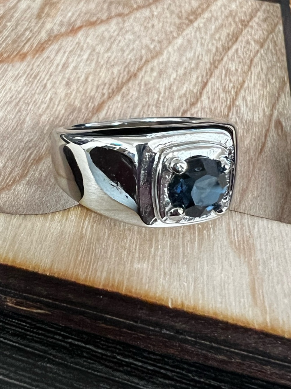 Silver Tone Deep Blue Stone Ring 18K HGE Modern Bold Size 8 #84